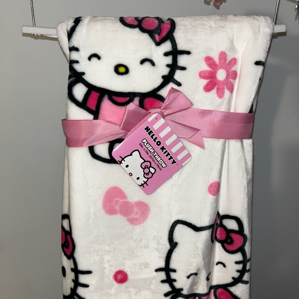 Hello Kitty Pink Bow Plush Throw